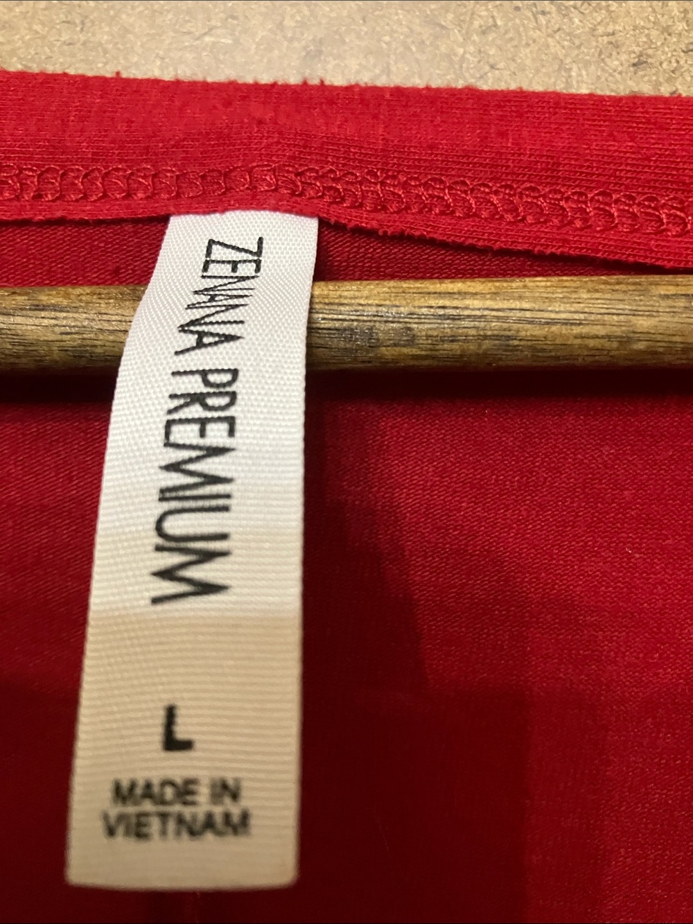 Zenana Outfitters Crimson V-Neck Button-Front Tie Hem Top - Picture 2 of 9